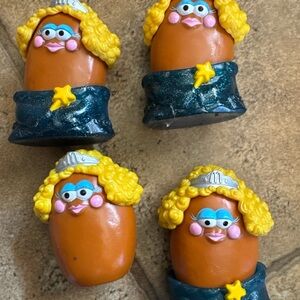 Mrs. Potato Head Princess Figures - Yellow Hair, Blue Outfit (Set of 4)